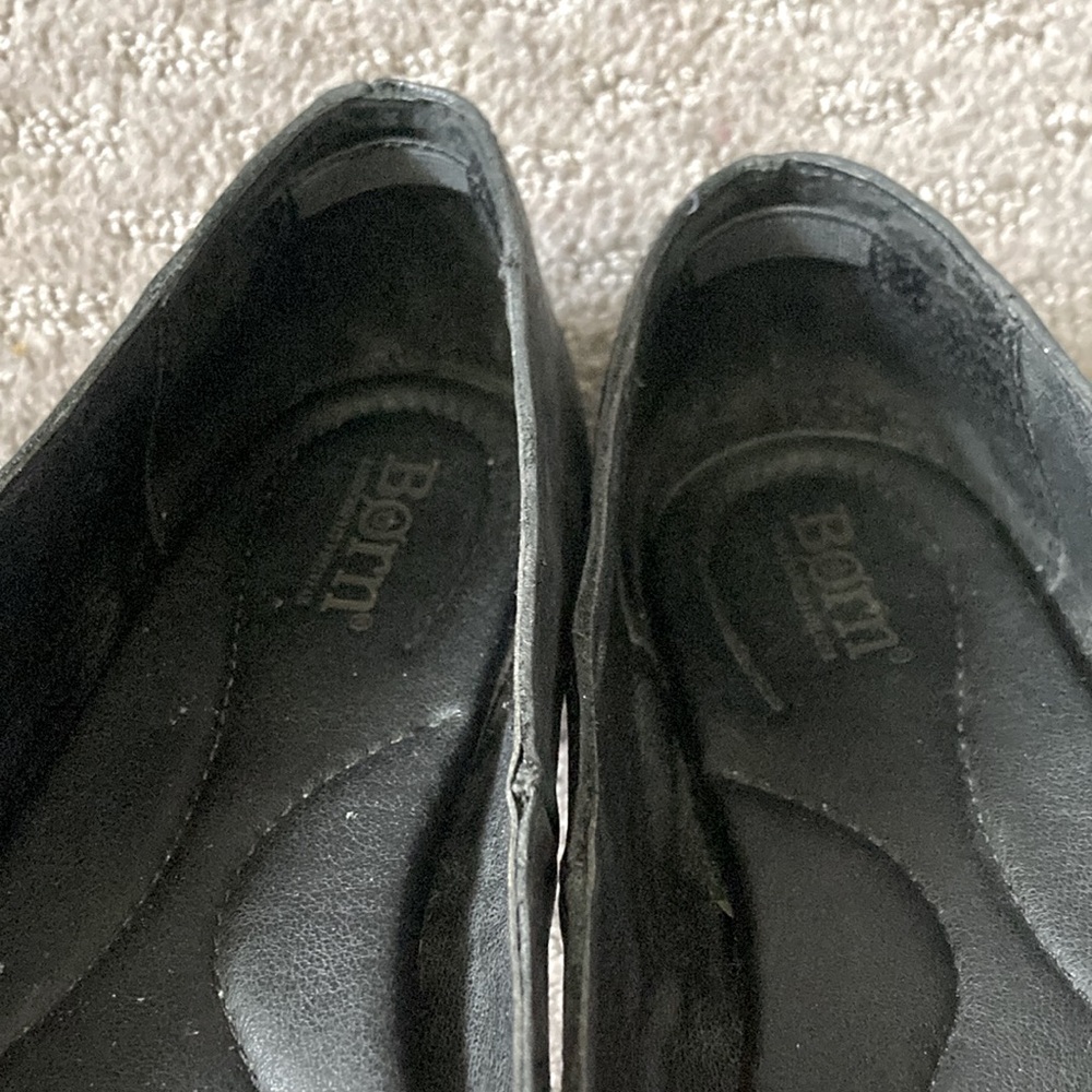 BORN Adour black leather flats, size 7.5. - Picture 8 of 10